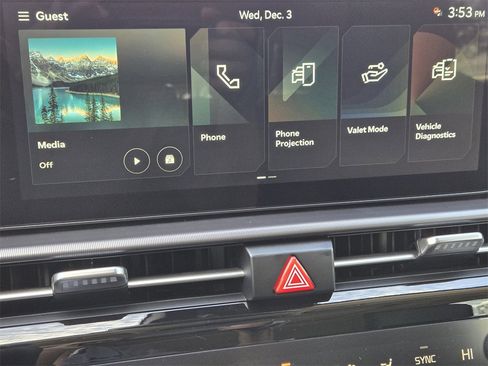 New 2026 Kia Sportage EX image 12