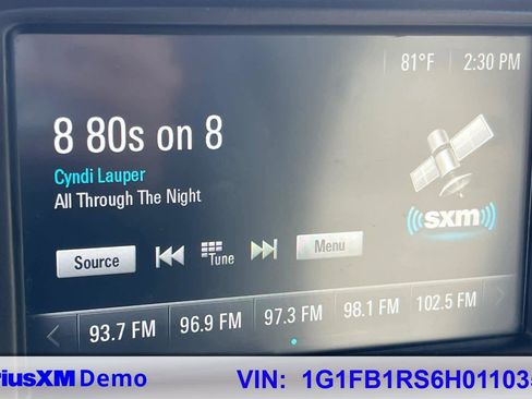 Used 2017 Chevrolet Camaro LT RWD image 30