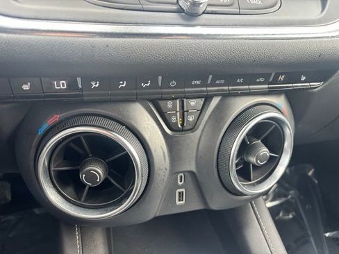 Certified 2023 Chevrolet Blazer LT AWD/4WD image 15