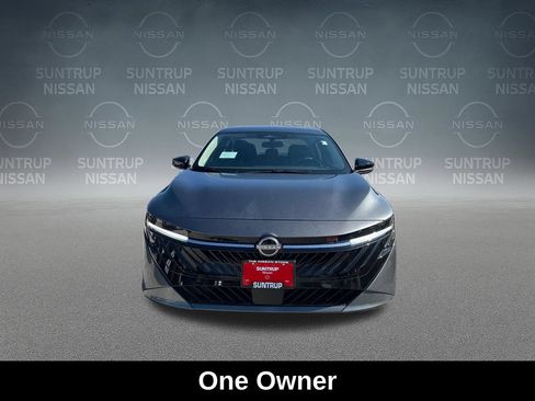 Used 2027 Nissan Sentra SR w/ Floor Mat Package FWD image 10