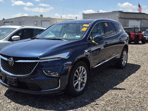 Used 2022 Buick Enclave Avenir w/ Avenir Technology Package AWD/4WD image 1