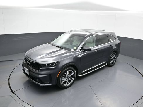 Certified 2023 Kia Sorento SX Prestige AWD/4WD image 36
