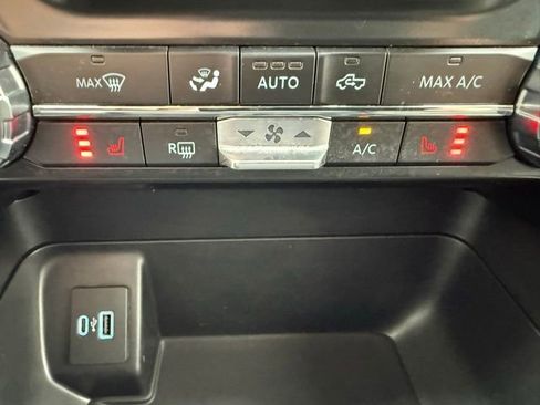 Certified 2022 Ford F150 XLT w/ Equipment Group 302A High image 27