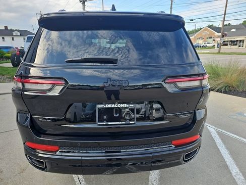 Used 2024 Jeep Grand Cherokee L Summit AWD/4WD image 17