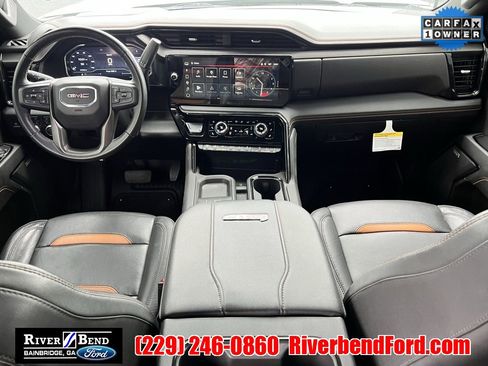 Used 2024 GMC Sierra 2500 AT4 w/ AT4 Preferred Package image 11