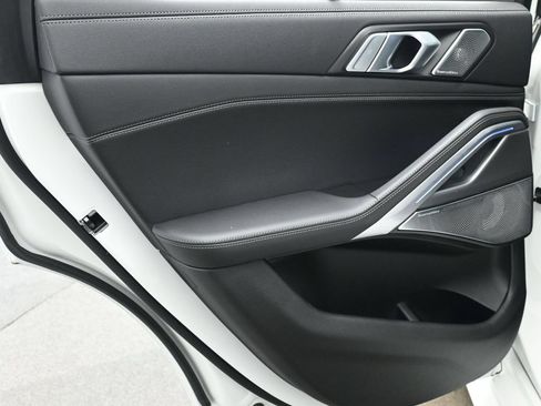 Used 2020 BMW X6 M50i w/ Executive Package AWD/4WD image 18