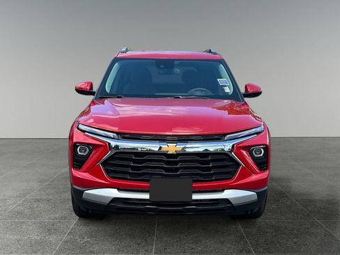 Used 2026 Chevrolet TrailBlazer LT w/ LPO, Trailering Package AWD/4WD image 2