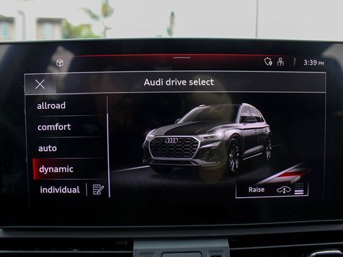 Used 2021 Audi SQ5 Premium Plus w/ Premium Plus Package image 37