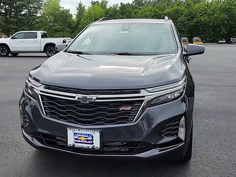 Used 2023 Chevrolet Equinox RS image 3