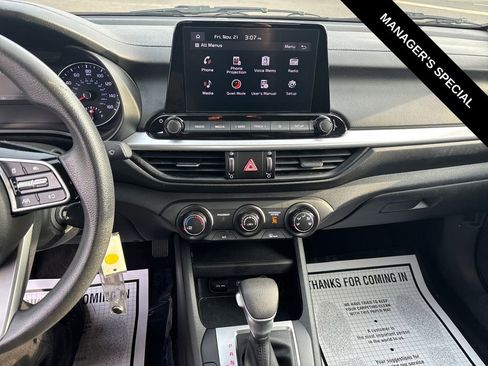 Used 2023 Kia Forte LXS image 22