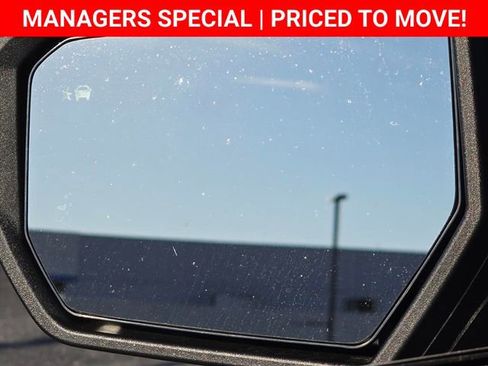 New 2025 Chevrolet Colorado LT w/ LT Convenience Package image 30