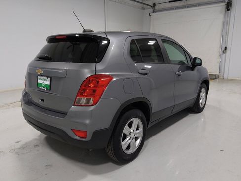 Used 2020 Chevrolet Trax LS w/ Tint and Cruise Package image 9