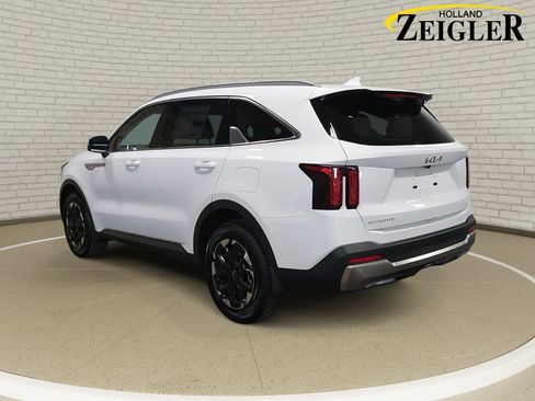 New 2026 Kia Sorento S image 7