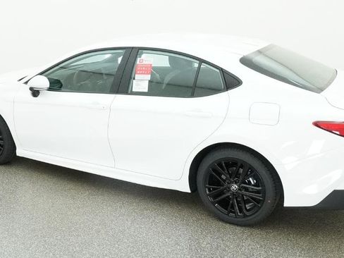 New 2026 Toyota Camry SE image 16