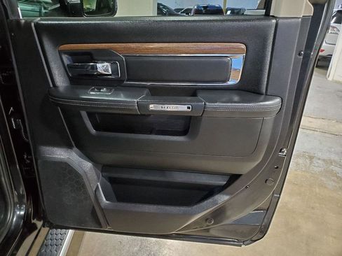 Used 2016 RAM 1500 Laramie w/ Convenience Group image 20