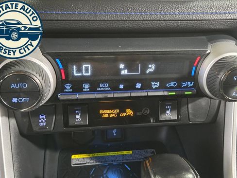 Used 2020 Toyota RAV4 XSE AWD/4WD image 16