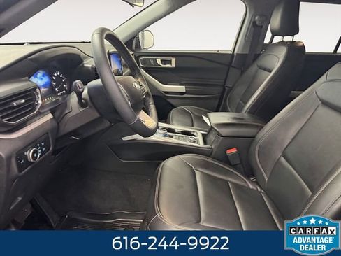 Used 2023 Ford Explorer XLT w/ Equipment Group 202A AWD/4WD image 7