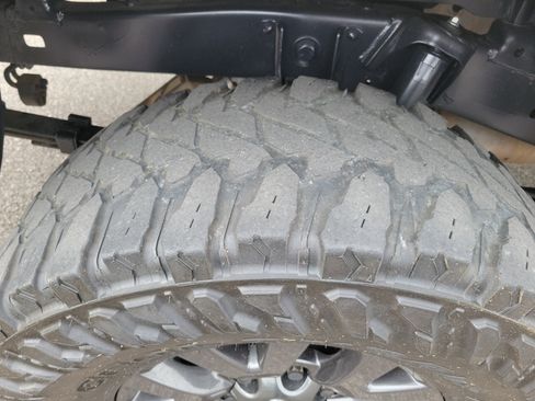 Used 2021 Toyota Tacoma SR5 image 28