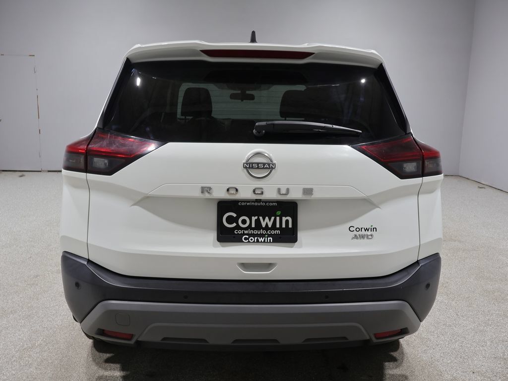 Used 2023 Nissan Rogue S AWD/4WD image 17