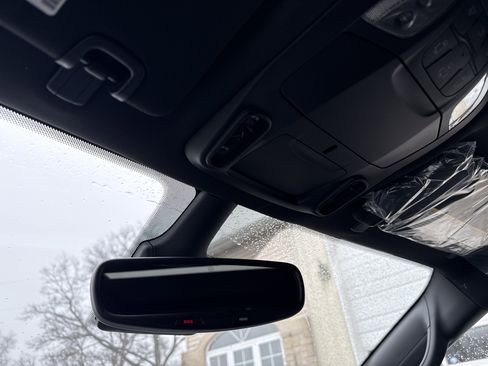 New 2026 Chrysler Pacifica Limited image 21