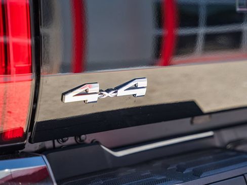 New 2026 Toyota Tundra SR5 AWD/4WD image 8
