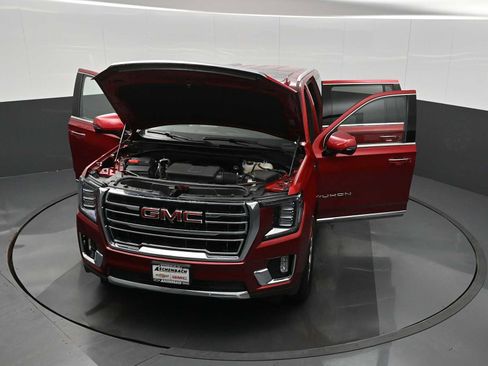 Used 2023 GMC Yukon XL SLT w/ SLT Premium Package image 45