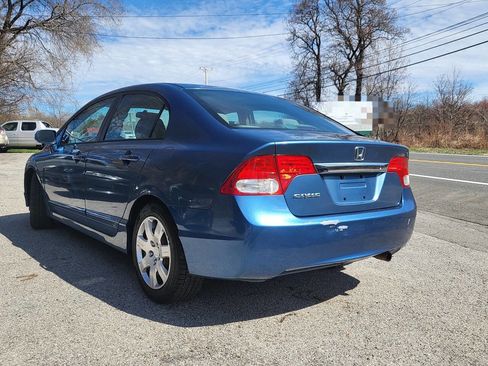 Used 2010 Honda Civic LX image 5