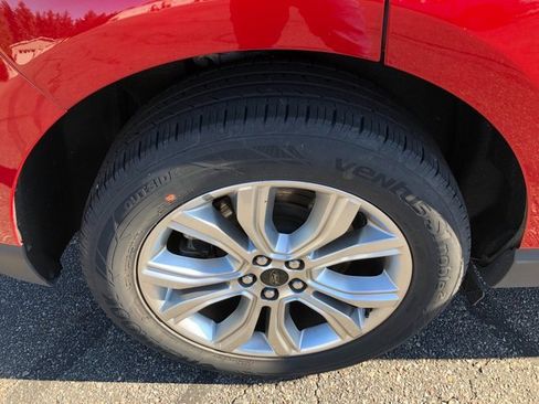 Used 2024 Ford Edge Titanium image 24