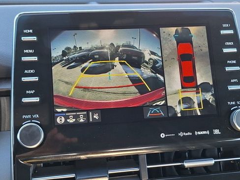 Used 2019 Toyota Avalon Limited image 23