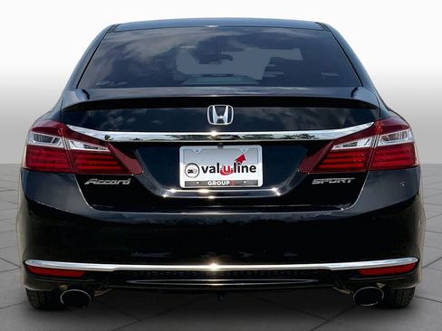 Used 2016 Honda Accord Sport image 5
