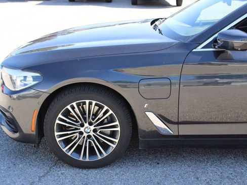 Used 2018 BMW 530e RWD image 7