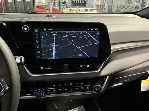 New 2026 Chevrolet Equinox LT w/ Convenience Package II image 28