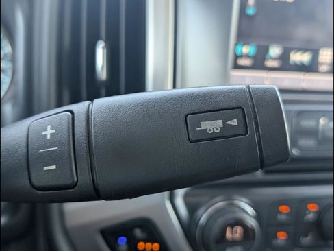 Used 2018 GMC Sierra 1500 SLT AWD/4WD image 14