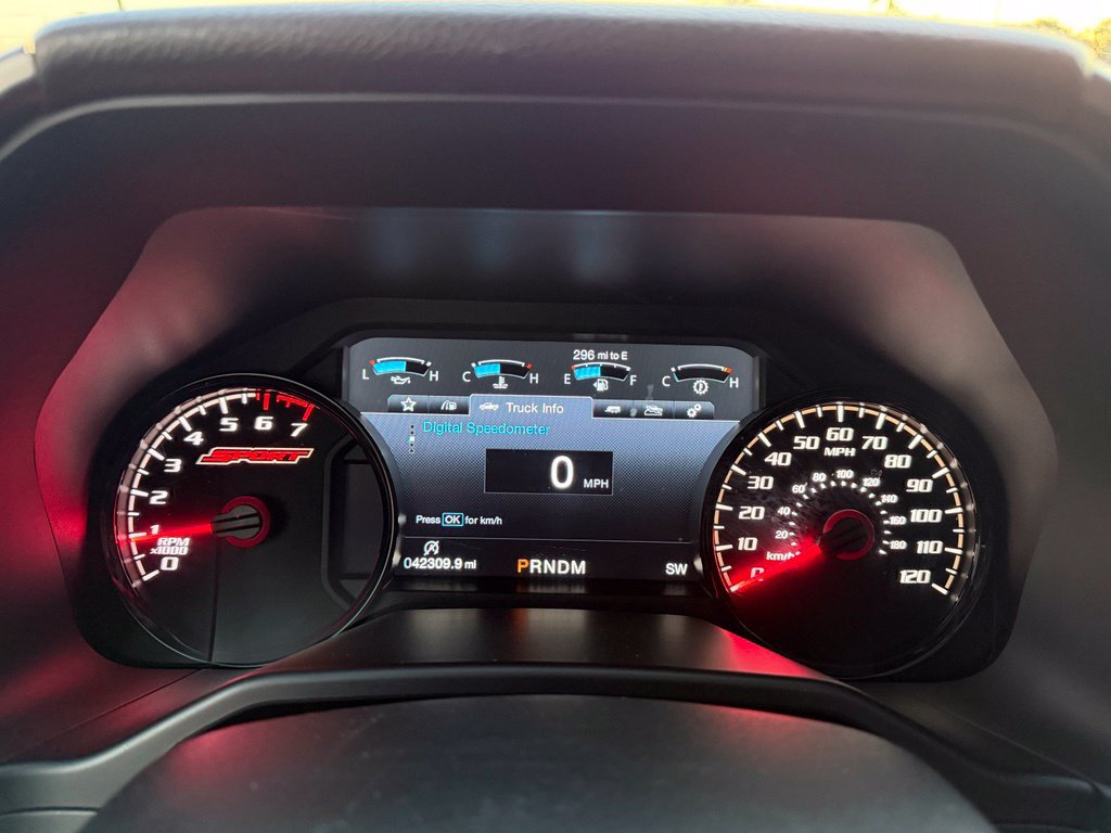 Used 2017 Ford F150 Lariat w/ Equipment Group 502A Luxury AWD/4WD image 10