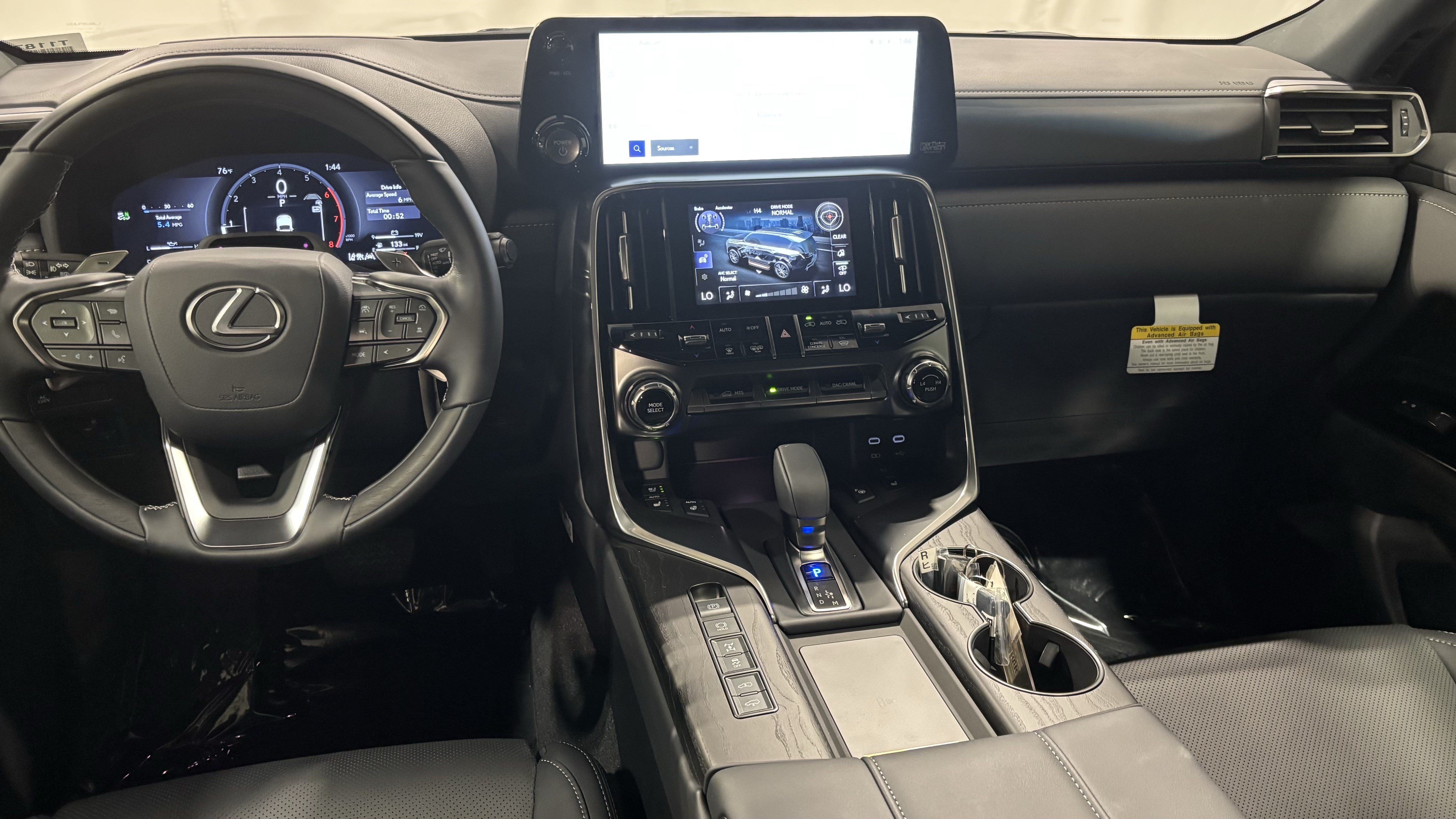 Certified 2026 Lexus LX 700h Luxury AWD/4WD image 36