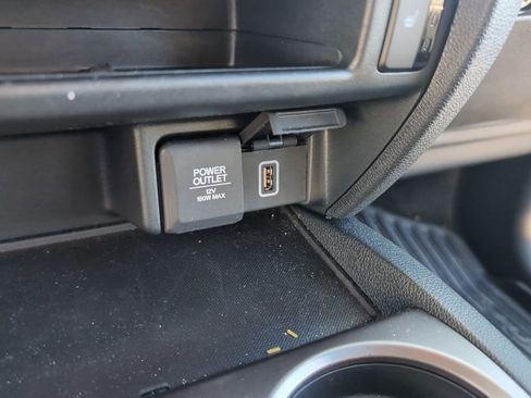 Used 2022 Honda Pilot Sport image 27