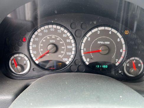 Used 2005 Jeep Liberty Renegade AWD/4WD image 11