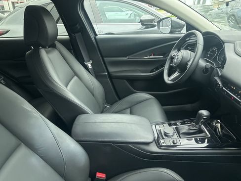 Used 2025 MAZDA CX-30 AWD 2.5 S w/ Preferred Package image 3