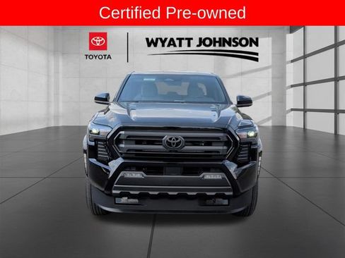 Certified 2026 Toyota Tacoma SR5 AWD/4WD image 8