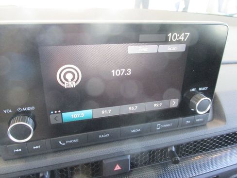 Used 2025 Honda CR-V Sport image 21