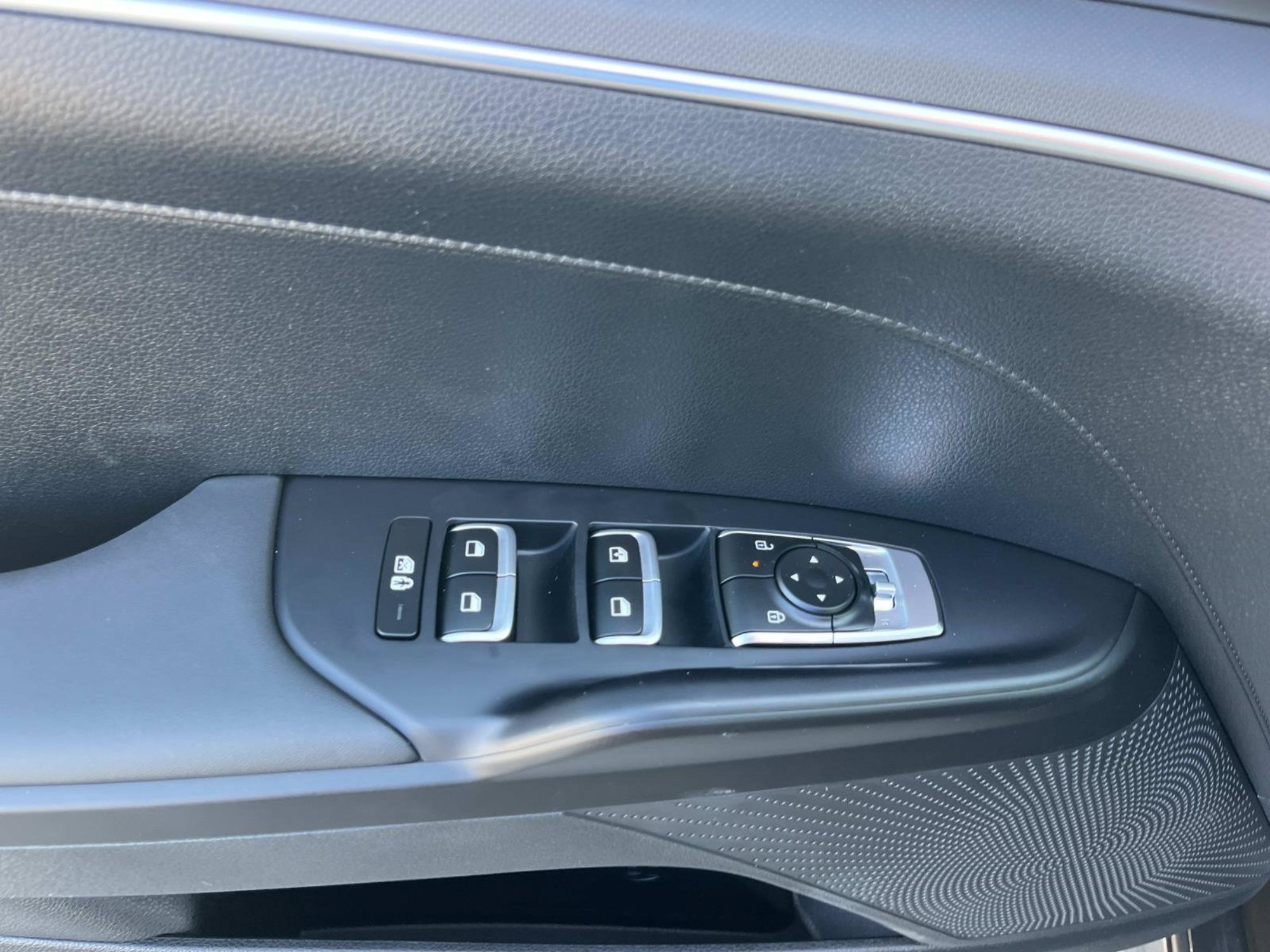 New 2026 Kia K5 LXS FWD image 21
