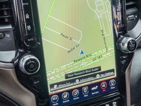 Used 2021 RAM 3500 Laramie image 28