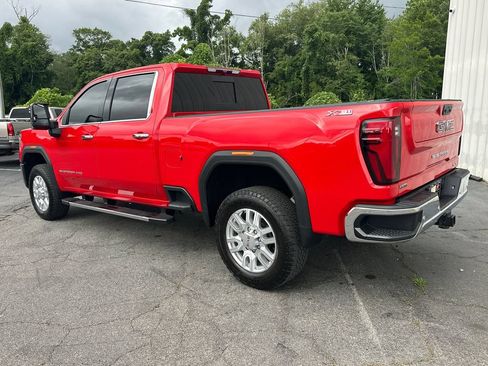 Used 2024 GMC Sierra 2500 SLT w/ SLT Premium Package AWD/4WD image 8
