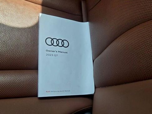 Used 2023 Audi Q7 3.0T Premium Plus w/ Premium Plus Package AWD/4WD image 23