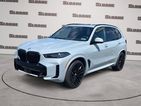 Certified 2024 BMW X5 xDrive40i w/ M Sport Package AWD/4WD image 1