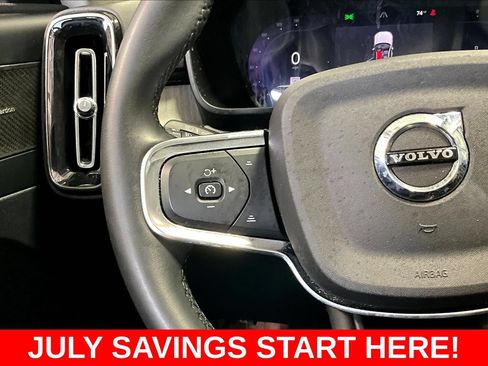 Used 2023 Volvo XC40 B5 Ultimate AWD/4WD image 11