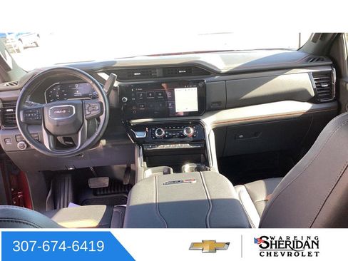 Used 2024 GMC Sierra 2500 AT4 w/ AT4 Premium Plus Package AWD/4WD image 12