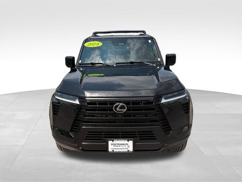Used 2024 Lexus GX 550 w/ Accessory Package (2T) AWD/4WD image 8