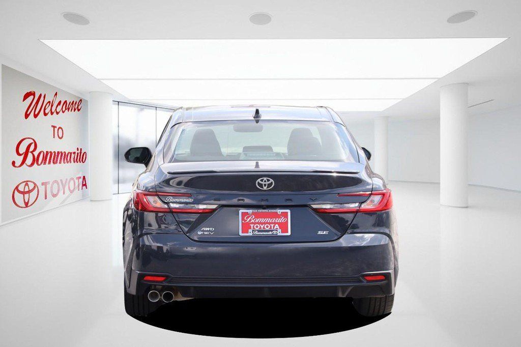 Used 2025 Toyota Camry SE w/ Convenience Package AWD/4WD image 6