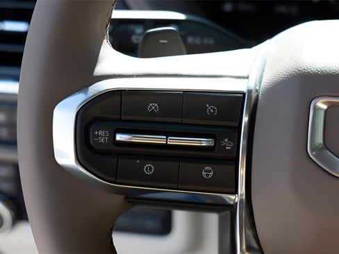 New 2026 GMC Yukon Denali w/ Denali Reserve Package image 12